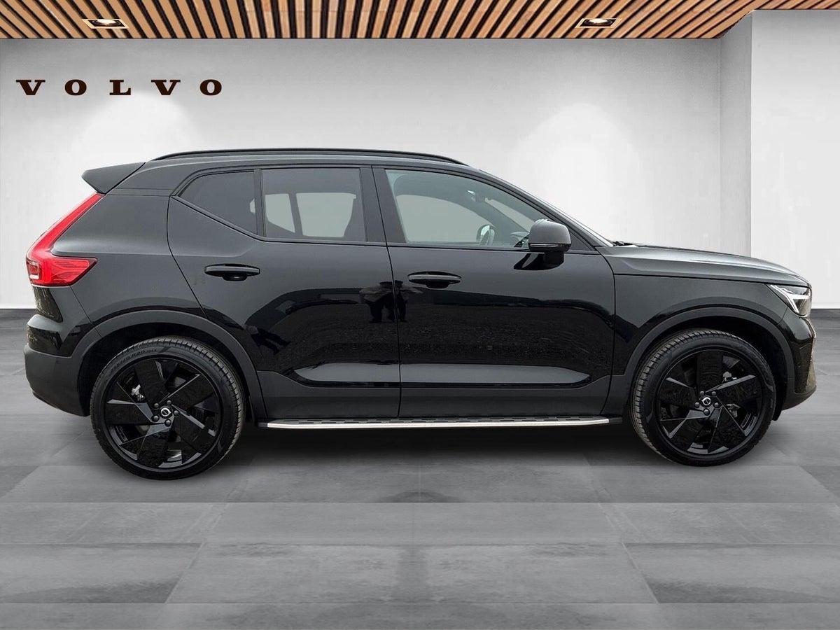 Volvo EX40 Extended Range Black Edition billede 7