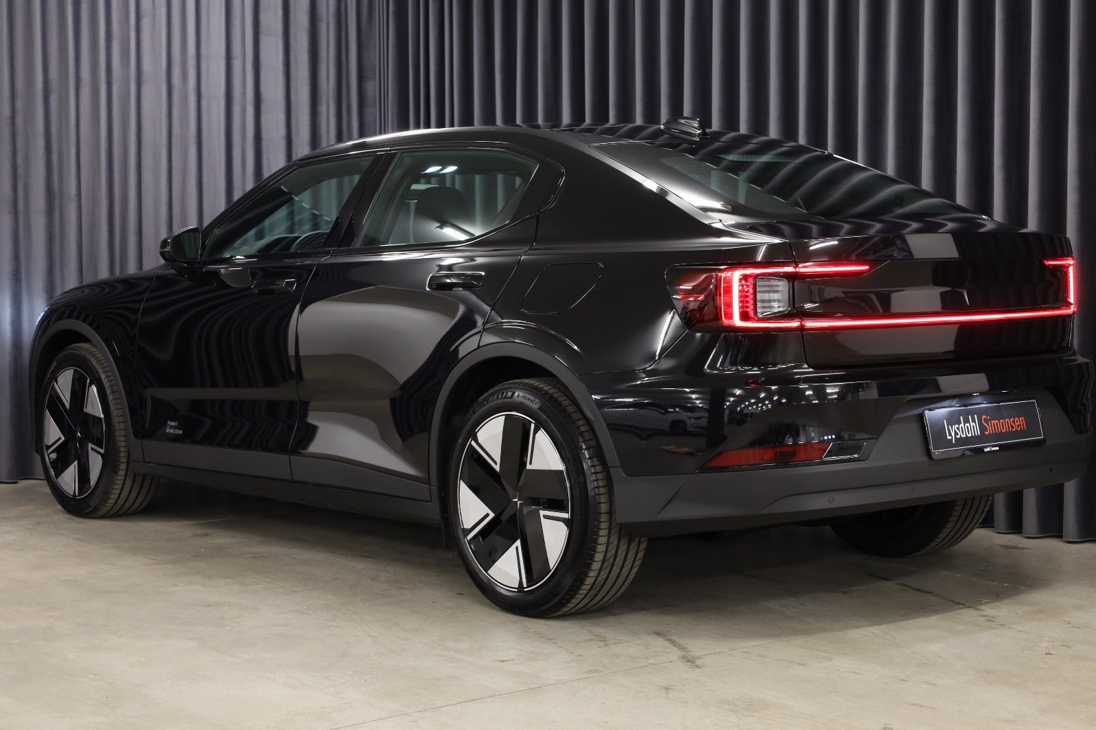 Polestar 2 Long Range