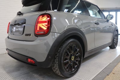 MINI Cooper SE Camden Edition