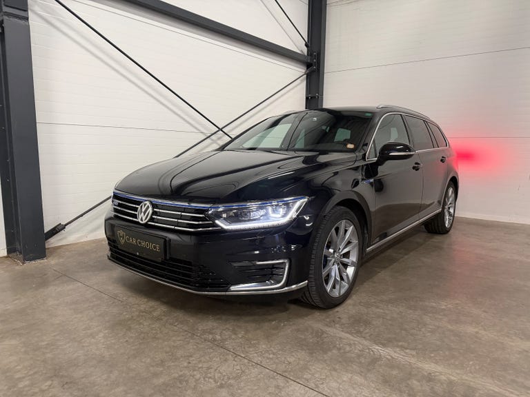 VW Passat GTE Highline Variant DSG