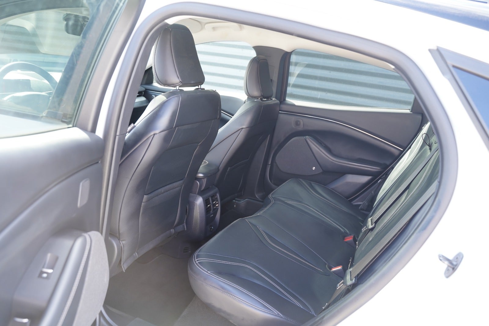 Billede af Ford Mustang Mach-E 98 Premium Extended Range