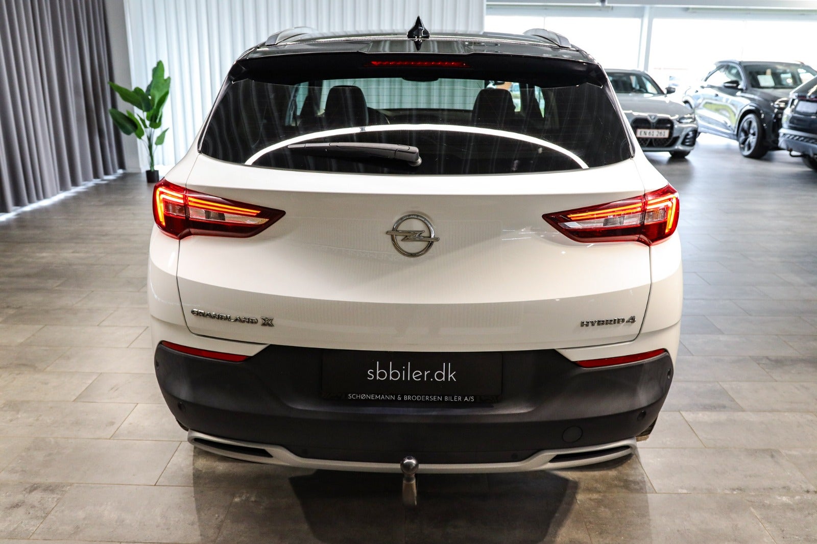 Billede af Opel Grandland X 1,6 Hybrid4 Impress aut.