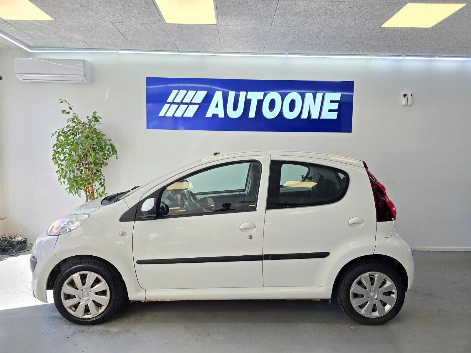 Billede af Peugeot 107 1,0 White