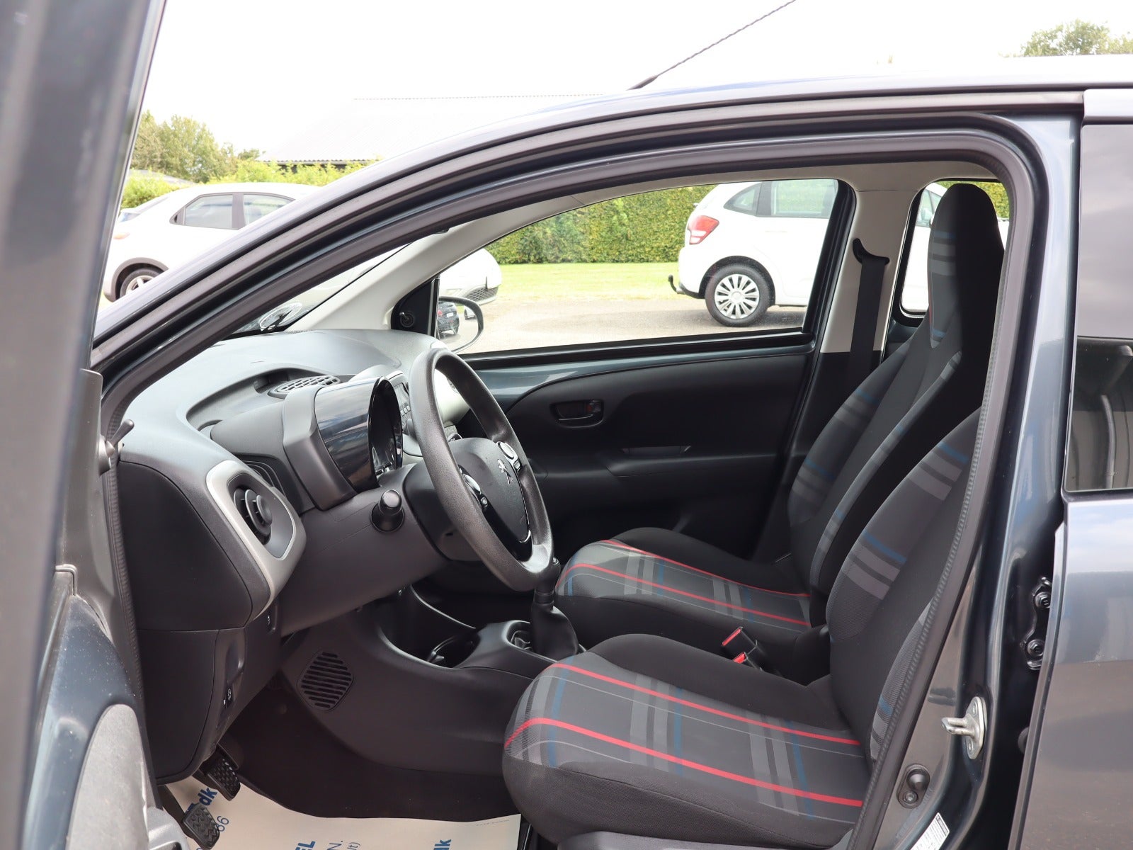 Billede af Peugeot 108 1,0 e-VTi 69 Allure