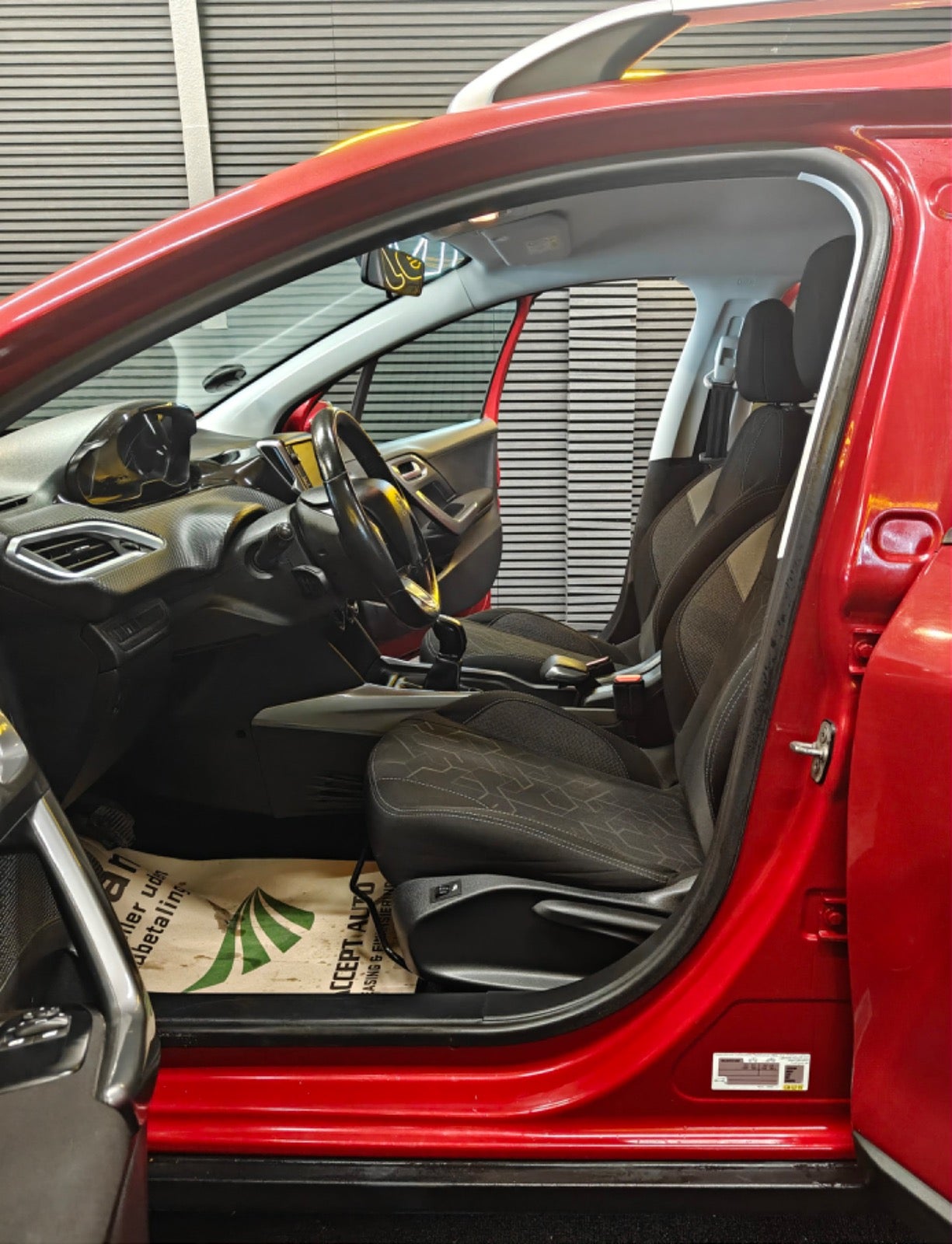 Billede af Peugeot 2008 1,2 VTi 82 Access