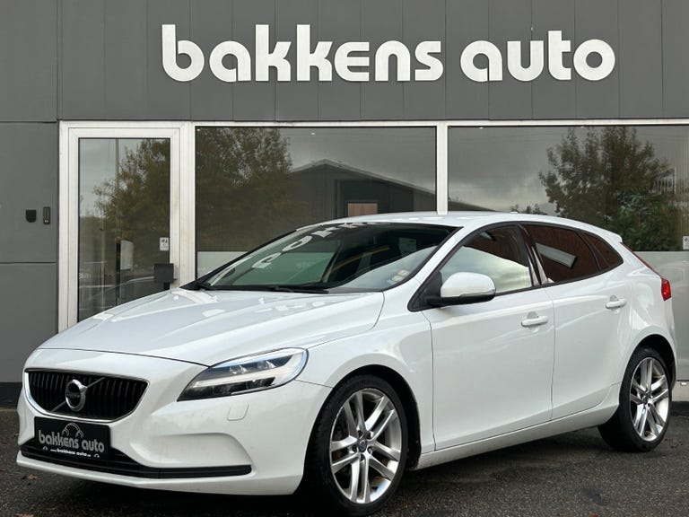 Volvo V40 D2 120 Momentum Eco