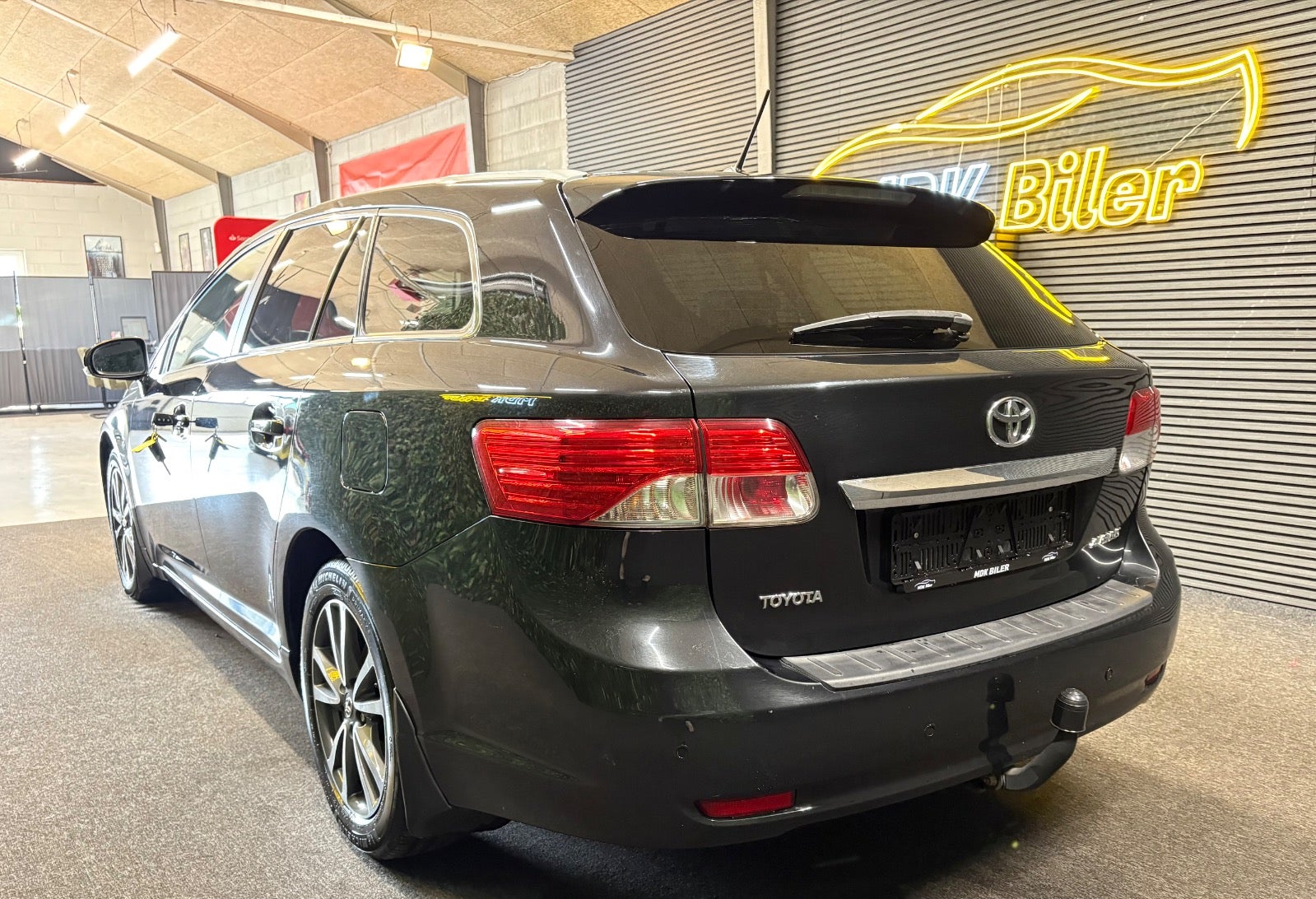 Billede af Toyota Avensis 2,2 D-CAT 150 T2 Premium stc. aut.