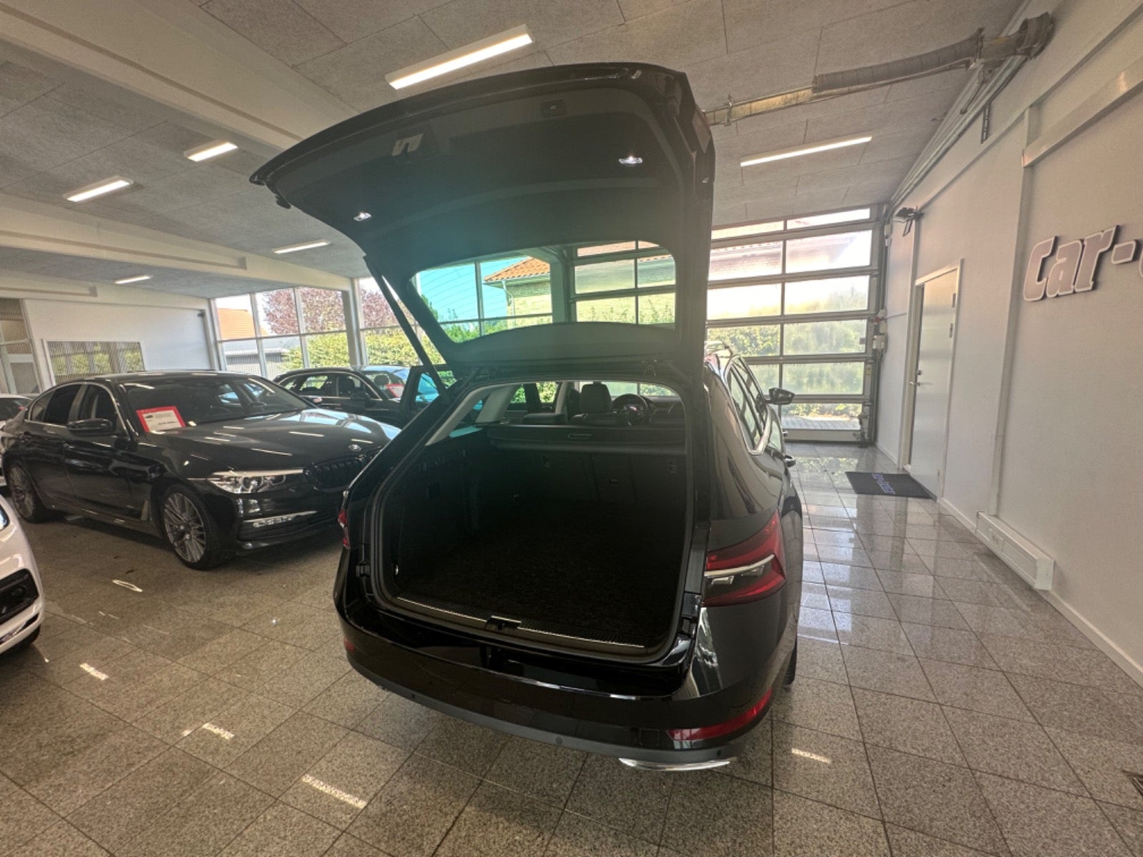 Billede af Skoda Superb 1,4 TSi iV Laurin & Klement Combi DSG