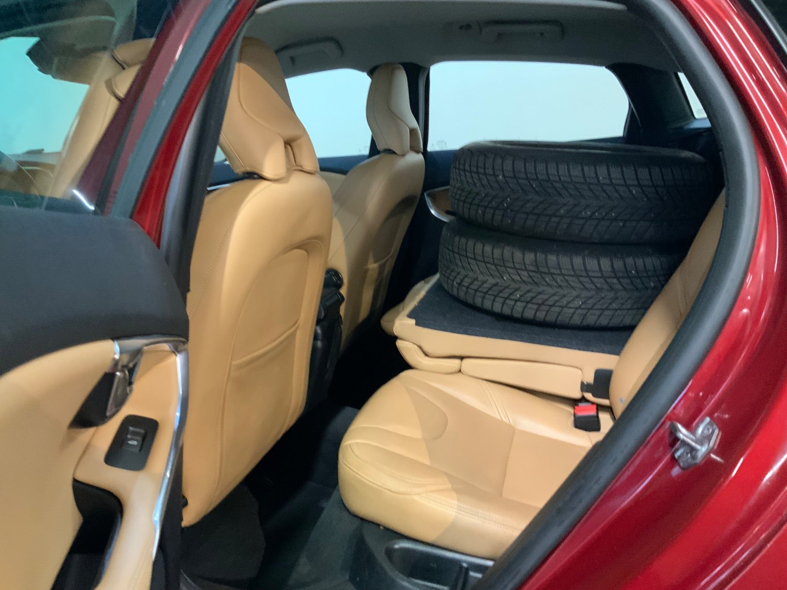 Volvo V40 (7/8)