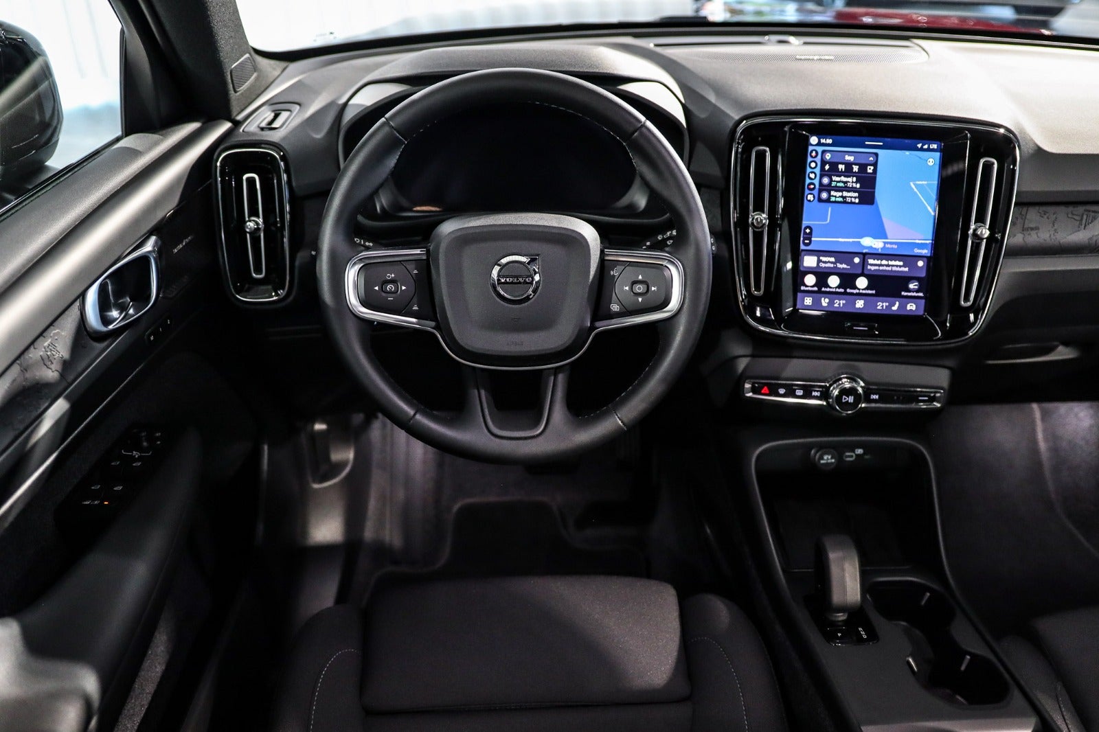 Billede af Volvo EX40  Extended Range Black Edition