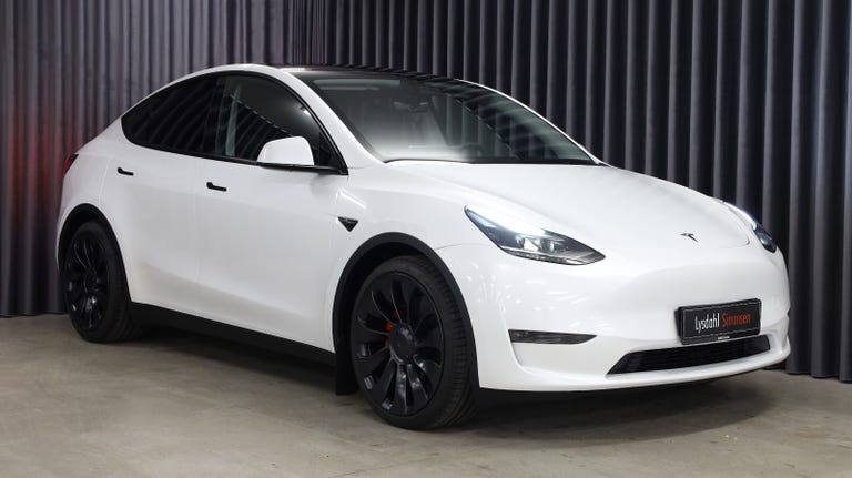 Tesla Model Y Performance AWD