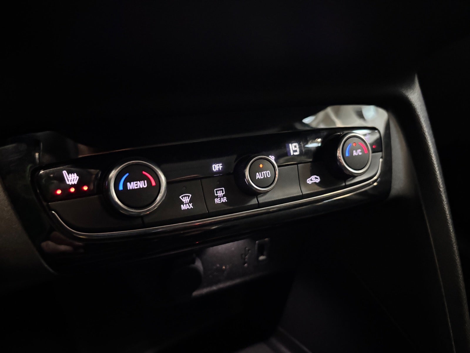 Opel Corsa D 102 Elegance
