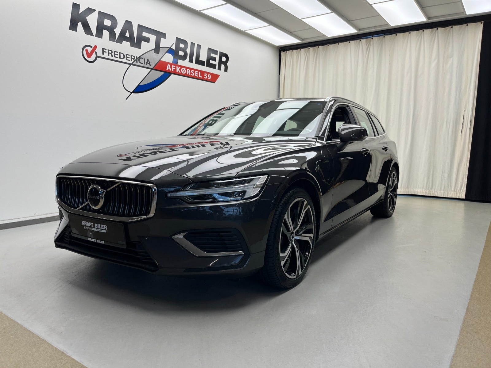 Billede af Volvo V60 2,0 T6 ReCharge Ultimate Bright aut. AWD