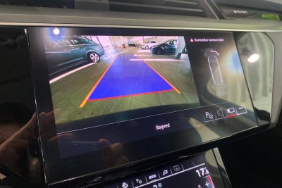 Audi e-tron Advanced quattro