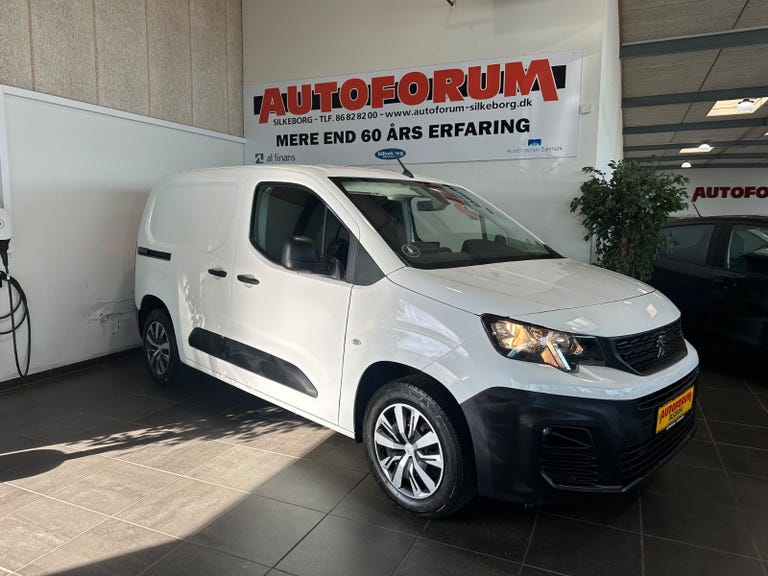 Peugeot Partner BlueHDi 100 L1V1 Plus Van
