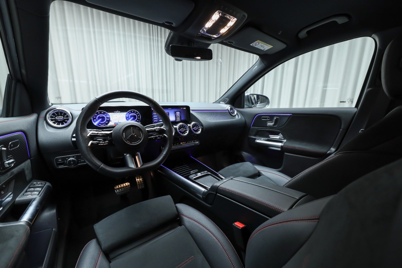 Mercedes-Benz EQA 250+ (4/8)