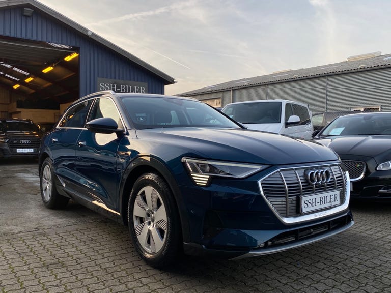 Audi e-tron Advanced Prestige quattro