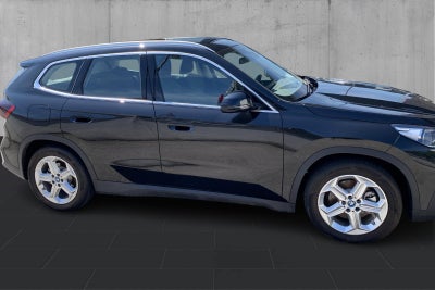 BMW iX1 xDrive30 X-Line