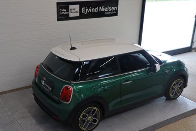 MINI Cooper SE Experience