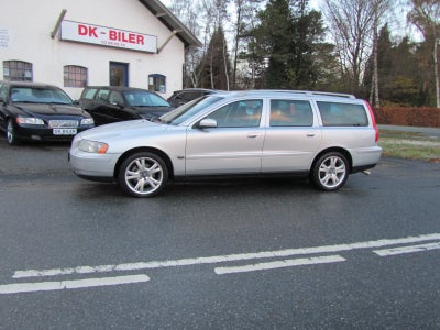 Volvo V70 2,4 170 Momentum aut. 5d