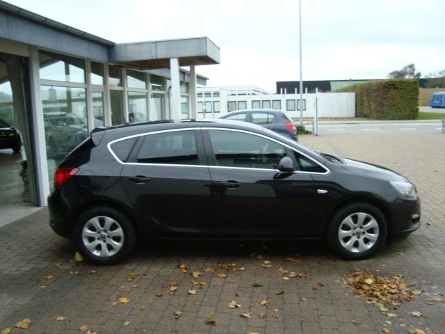 Opel Astra CDTi 110 Sport eco