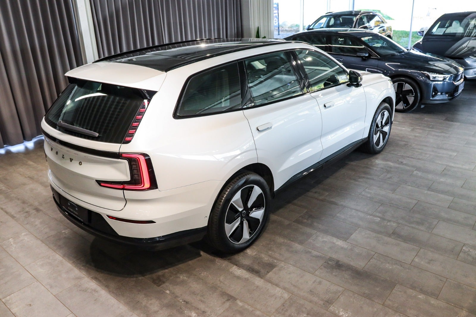 Billede af Volvo EX90 Plus 7prs