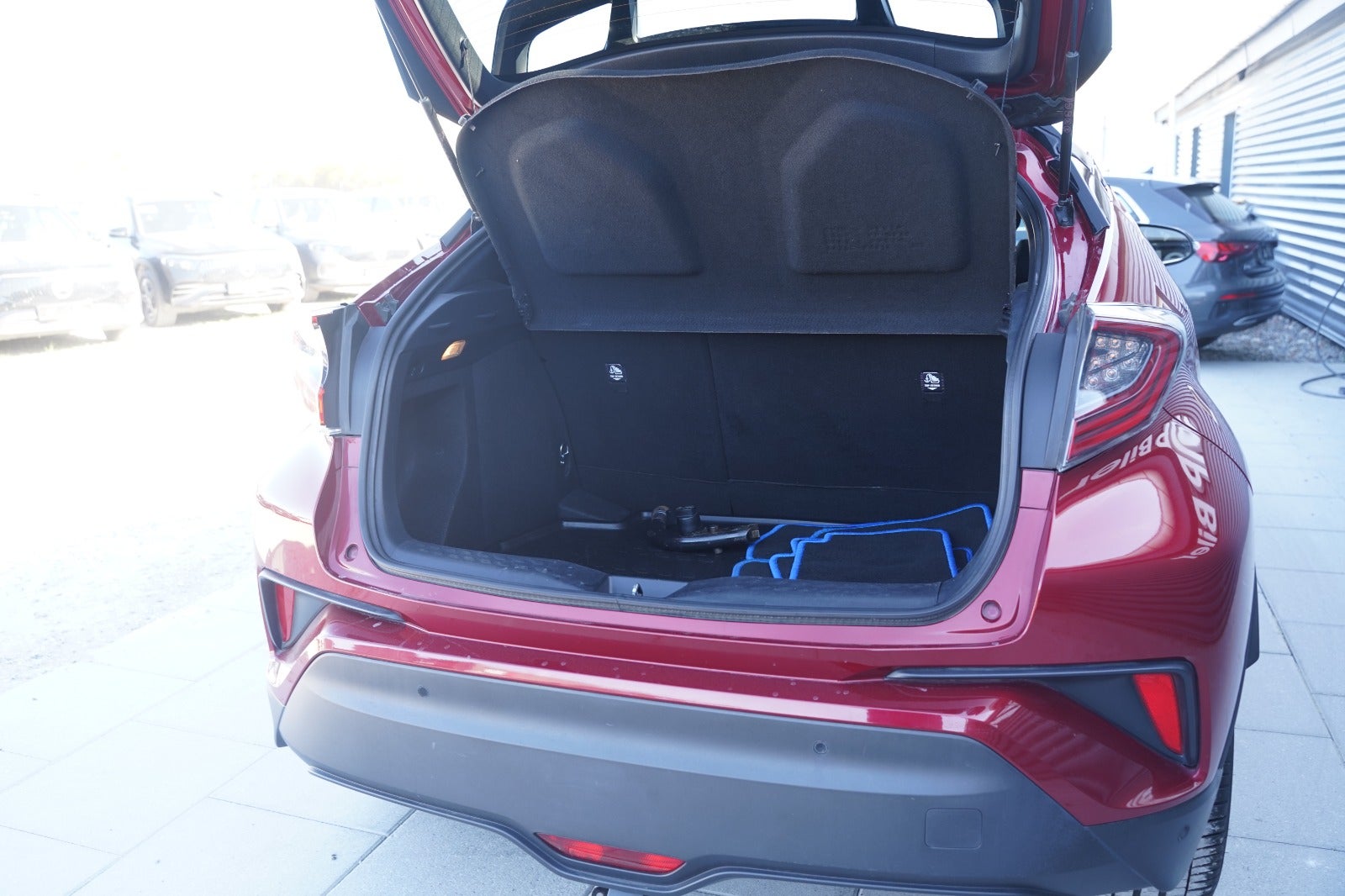 Billede af Toyota C-HR 1,8 Hybrid Premium Selected CVT