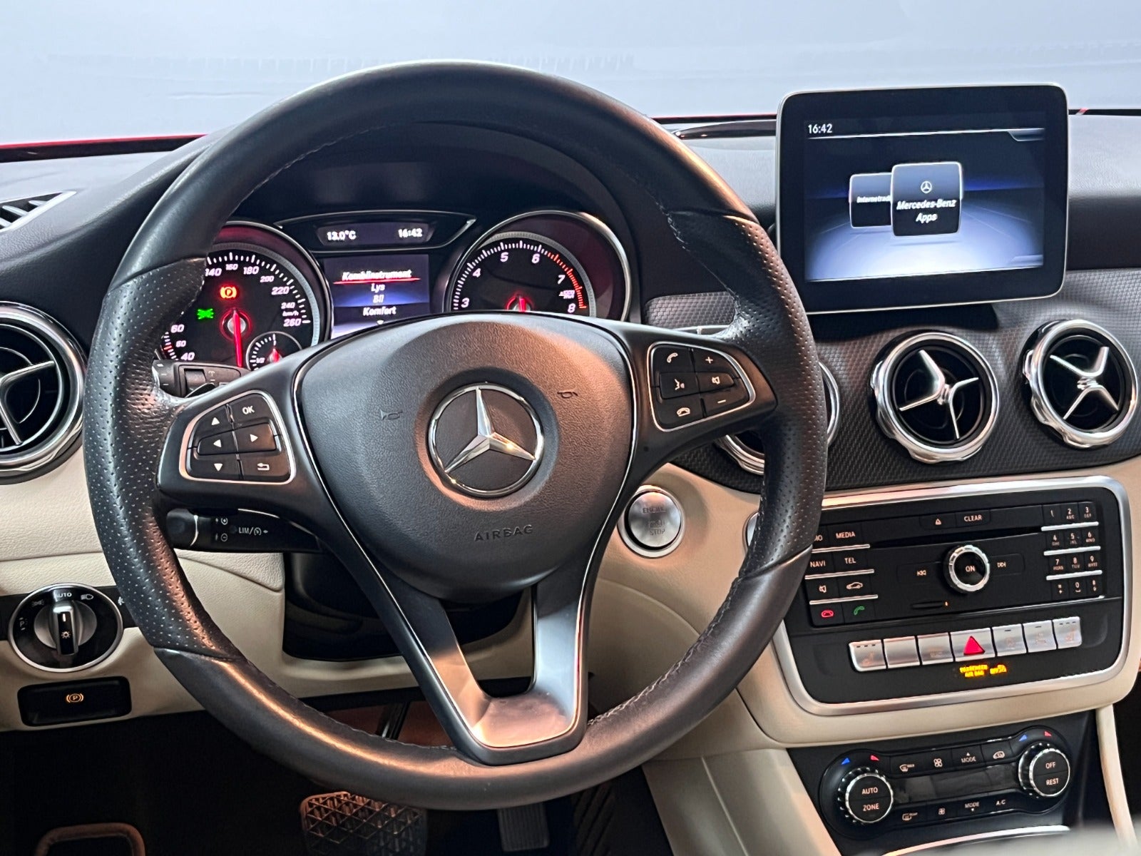 Billede af Mercedes GLA180 1,6 aut.