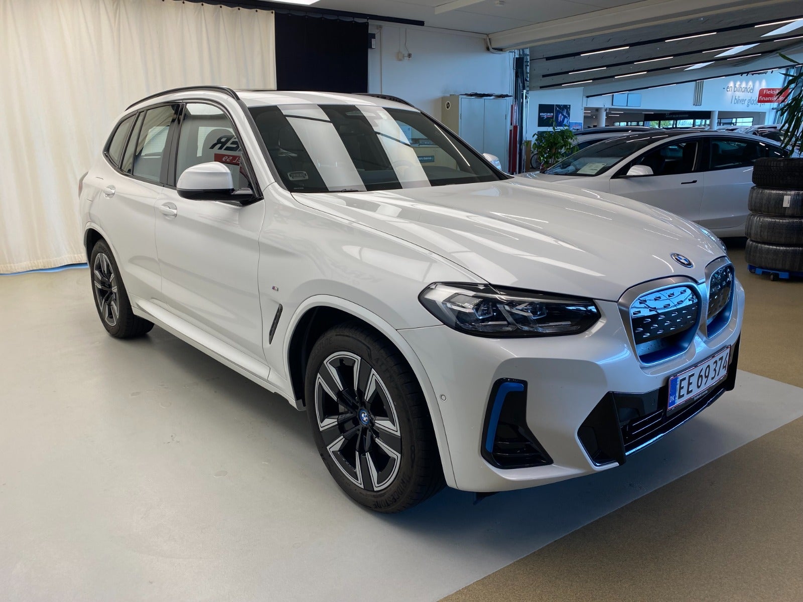 Billede af BMW iX3  Charged M-Sport