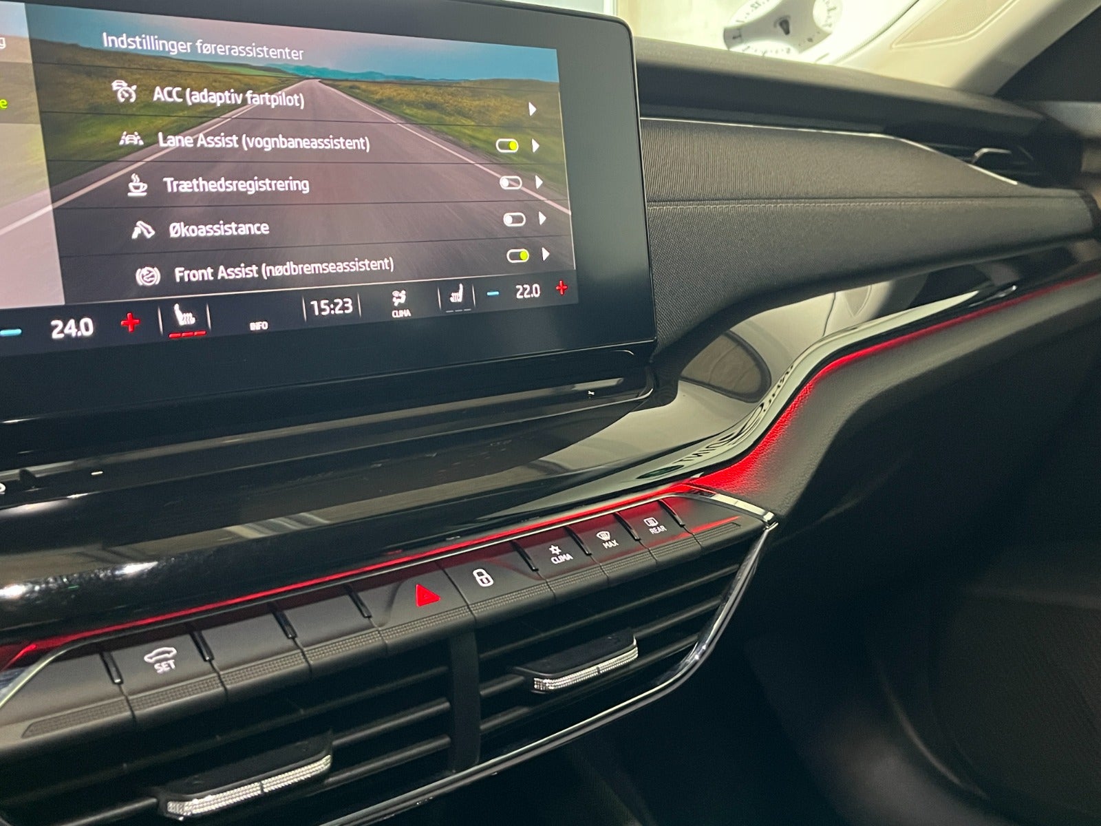 Billede af Skoda Octavia 2,0 TDi 150 Business Executive Combi DSG