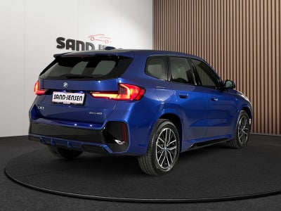 BMW iX1 eDrive20 M-Sport Van