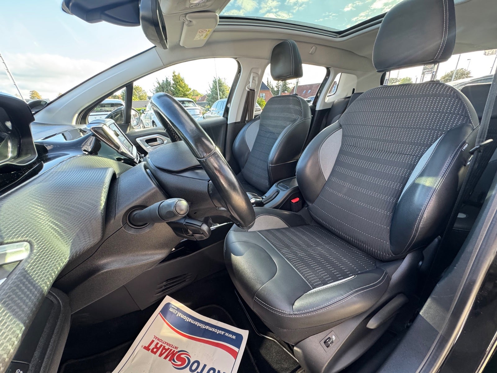 Billede af Peugeot 2008 1,5 BlueHDi 100 Prestige Sky