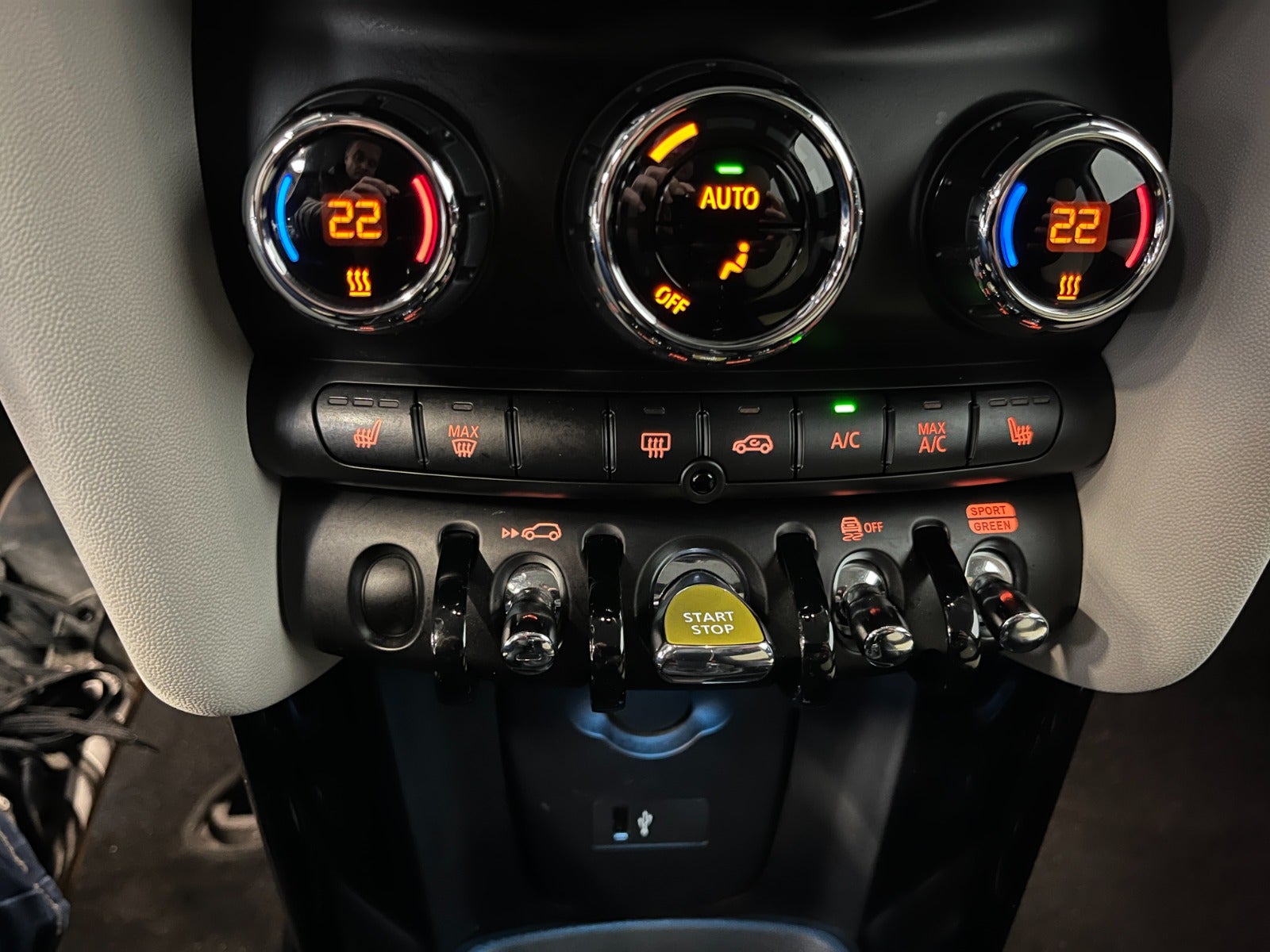 MINI Cooper SE Trim M
