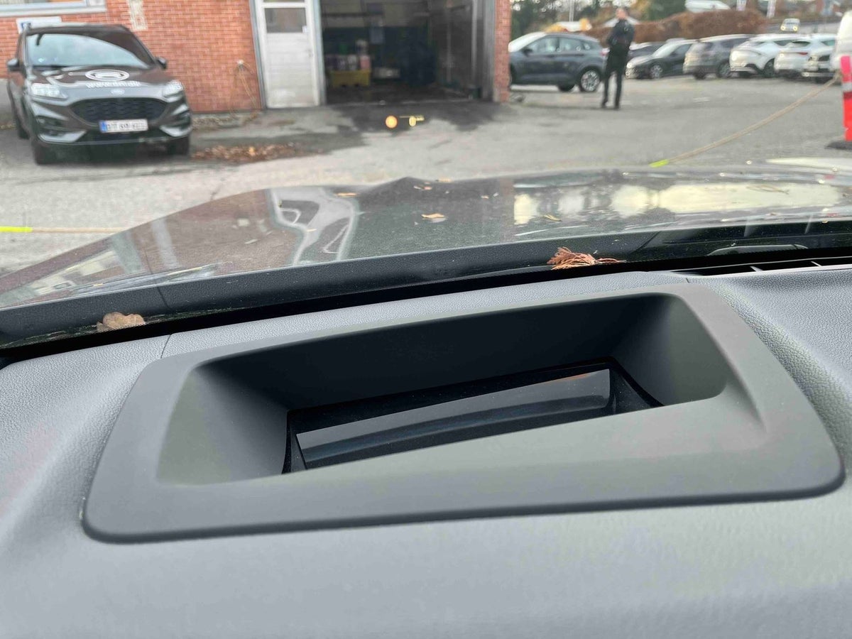 BMW iX3 Charged Plus billede 4