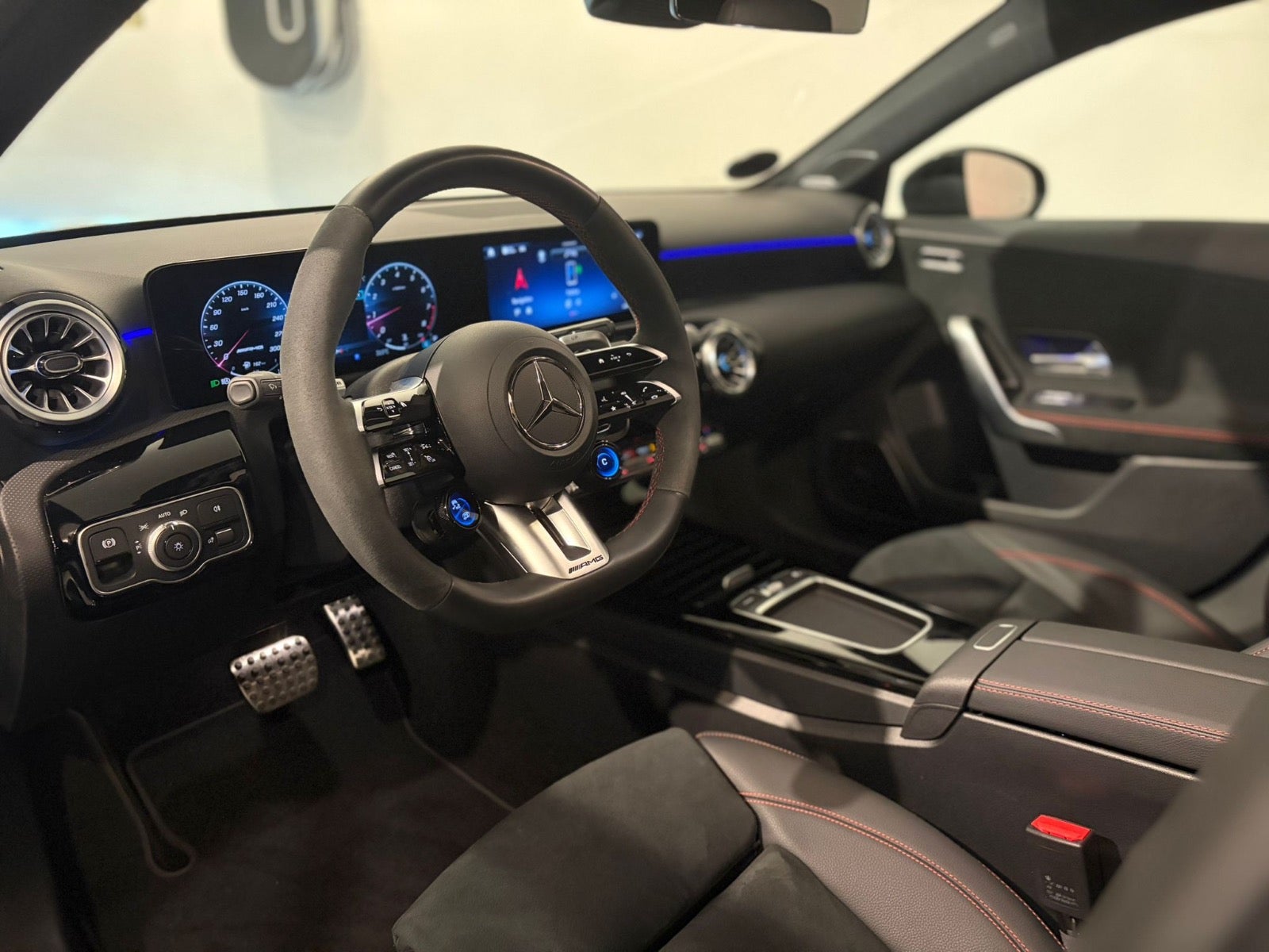 Mercedes – A45
