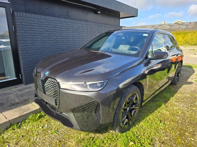 BMW iX  xDrive50 5d