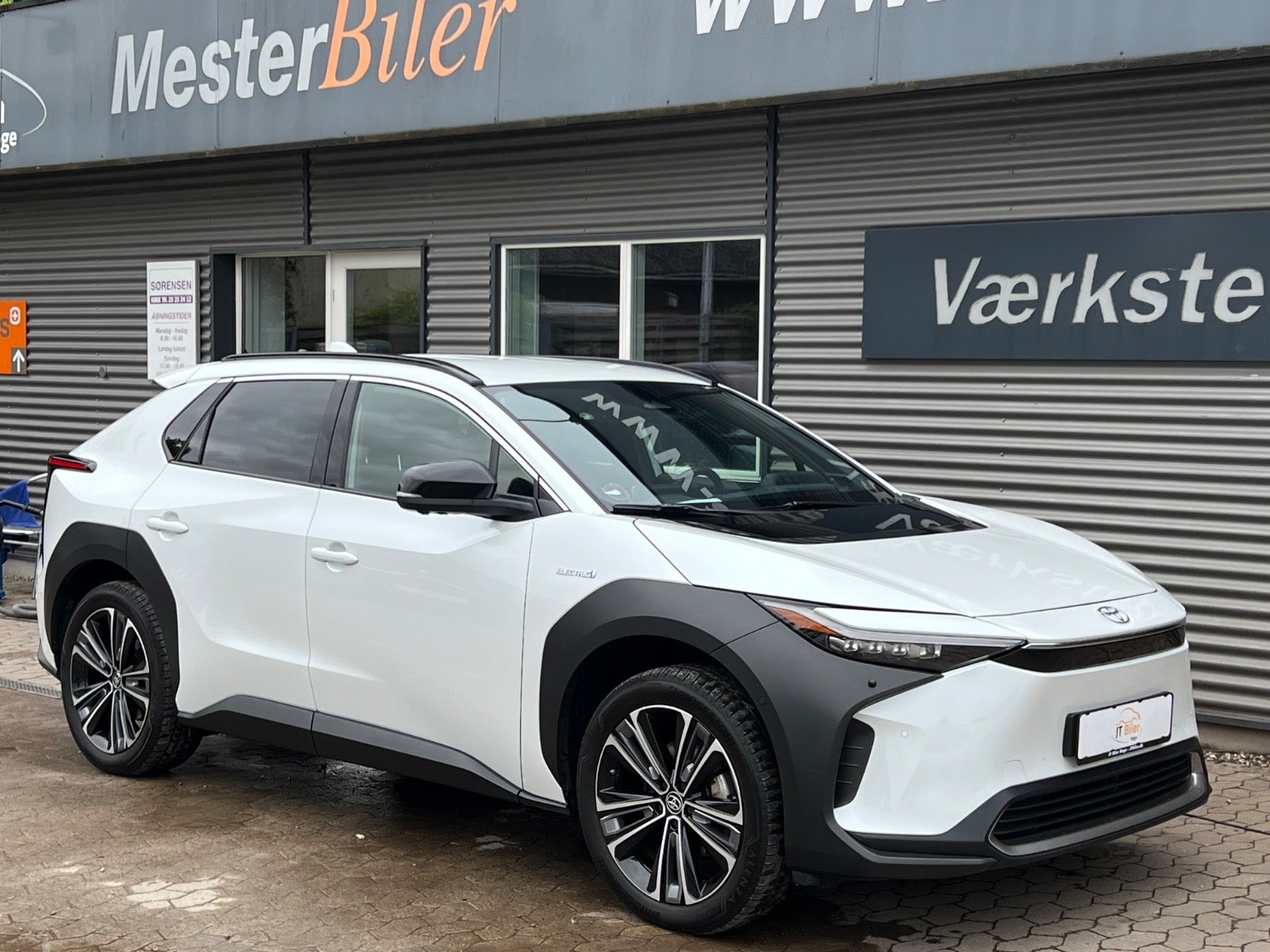 Toyota bZ4X Executive AWD