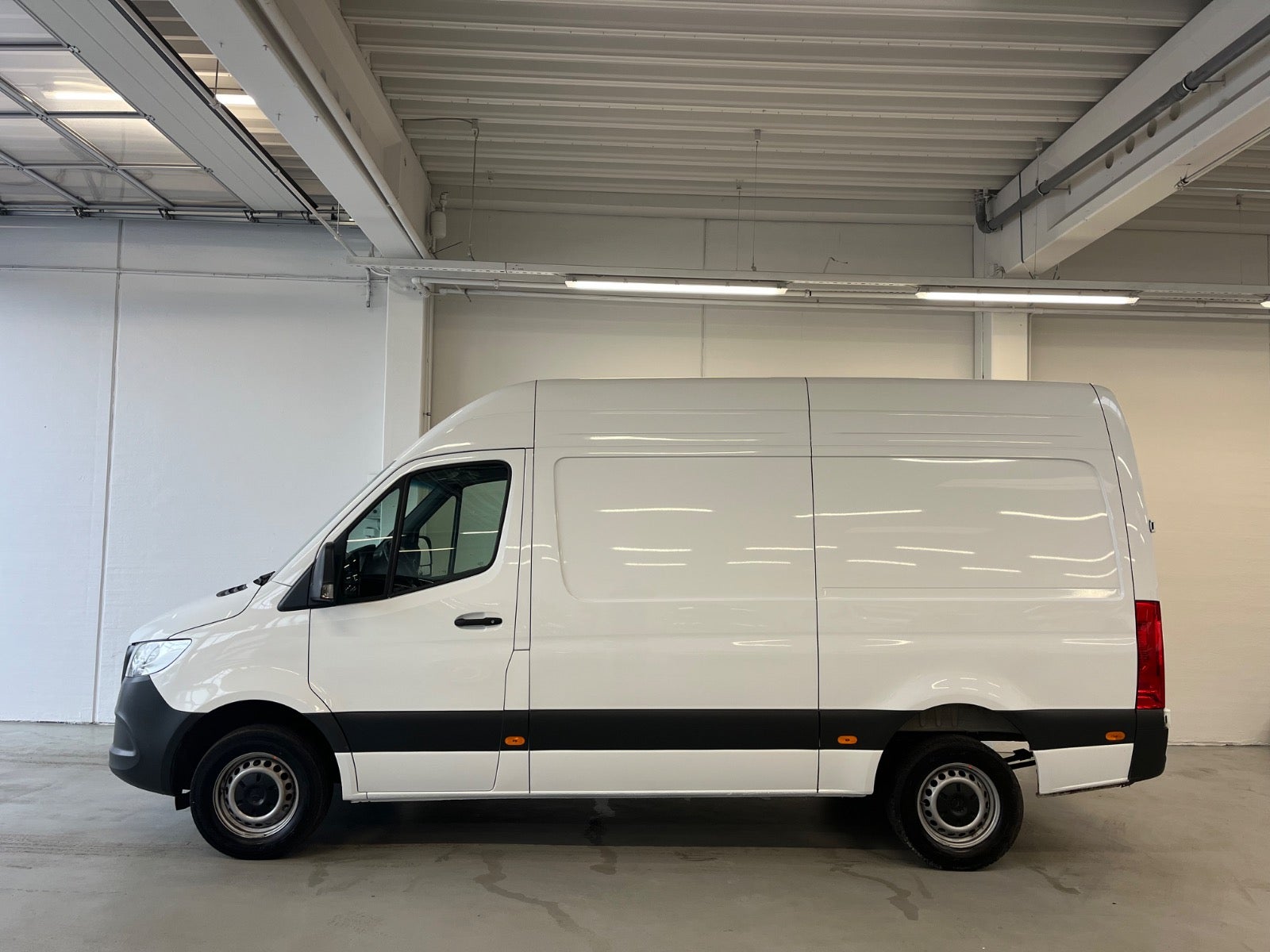 Billede af Mercedes Sprinter 317 2,0 CDi A2 Kassevogn PRO aut. RWD
