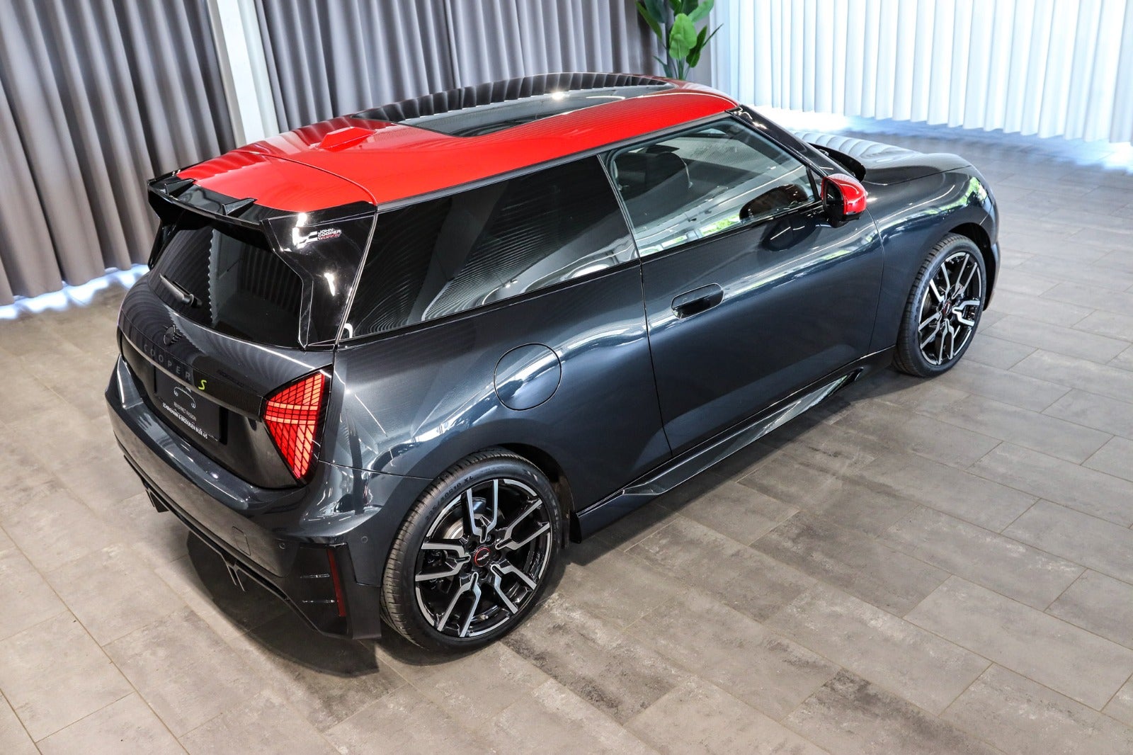 Billede af MINI Cooper SE  JCW Trim XL