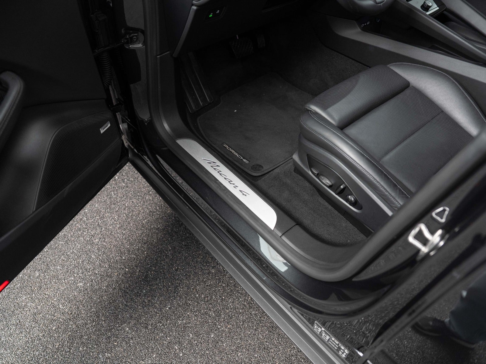 Gallery image 9 of 17