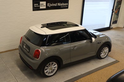 MINI Cooper SE Camden Edition