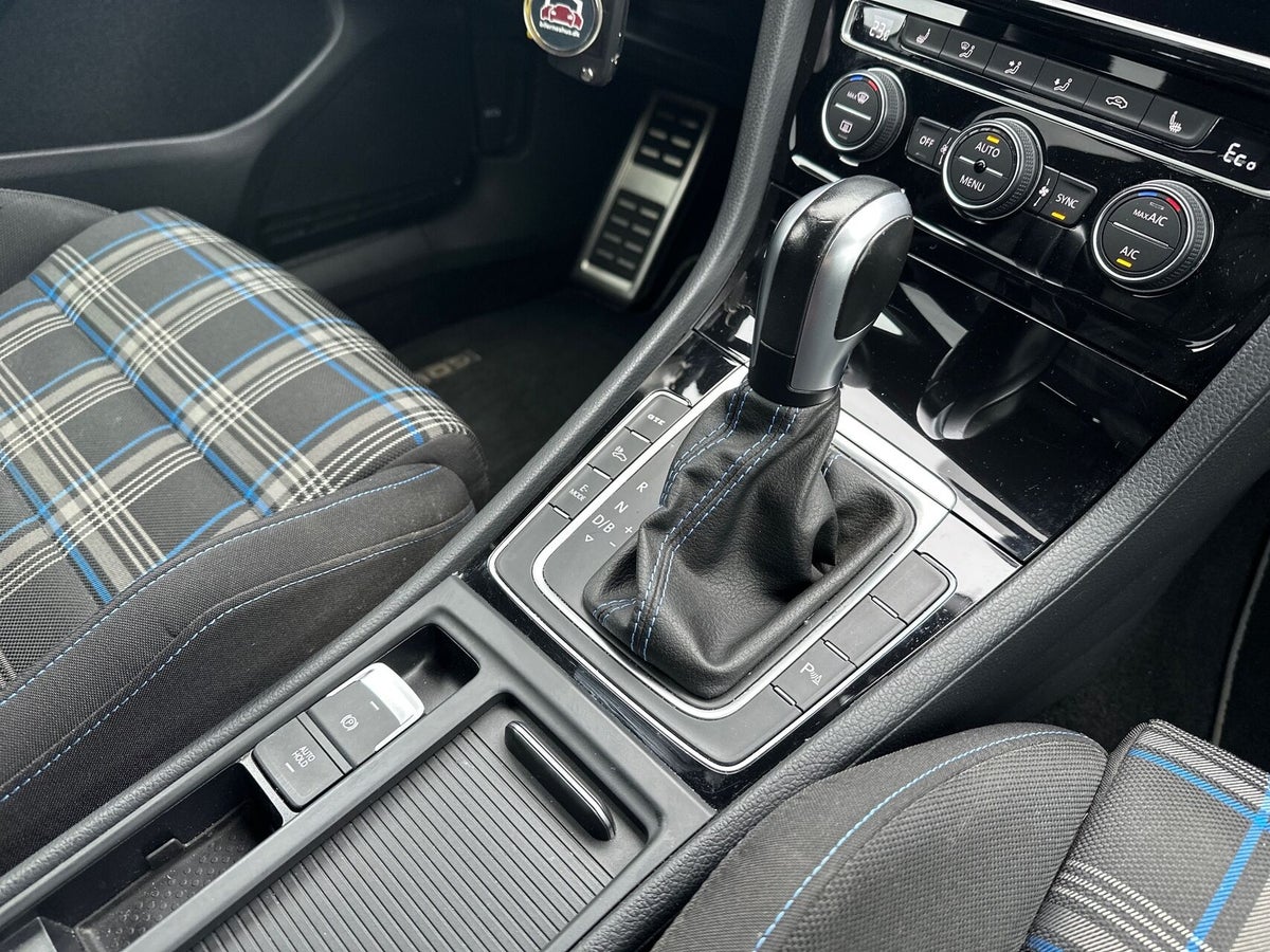 VW Golf VII GTE DSG billede 15