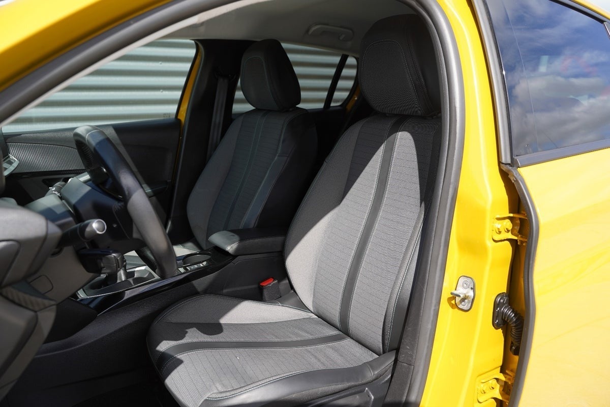 Billede af Peugeot 208 1,2 PureTech 100 Platin Pack