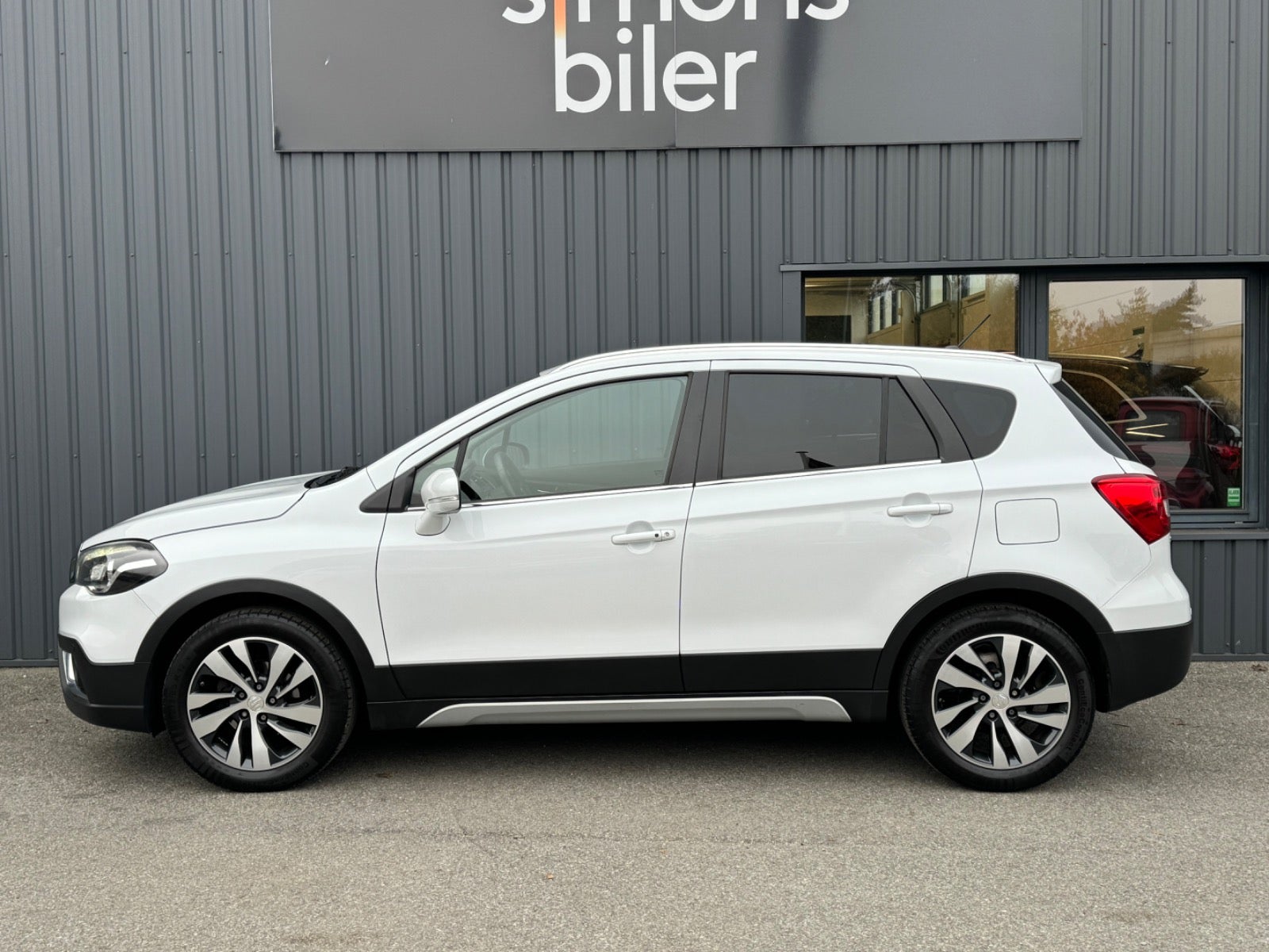 Suzuki S-Cross 2019