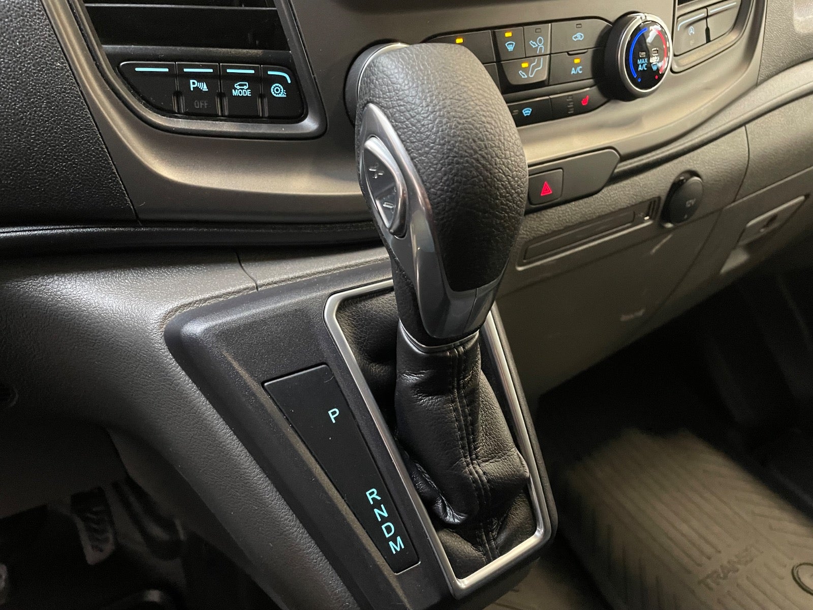 Billede af Ford Transit Custom 300L 2,0 TDCi 130 Trend aut.