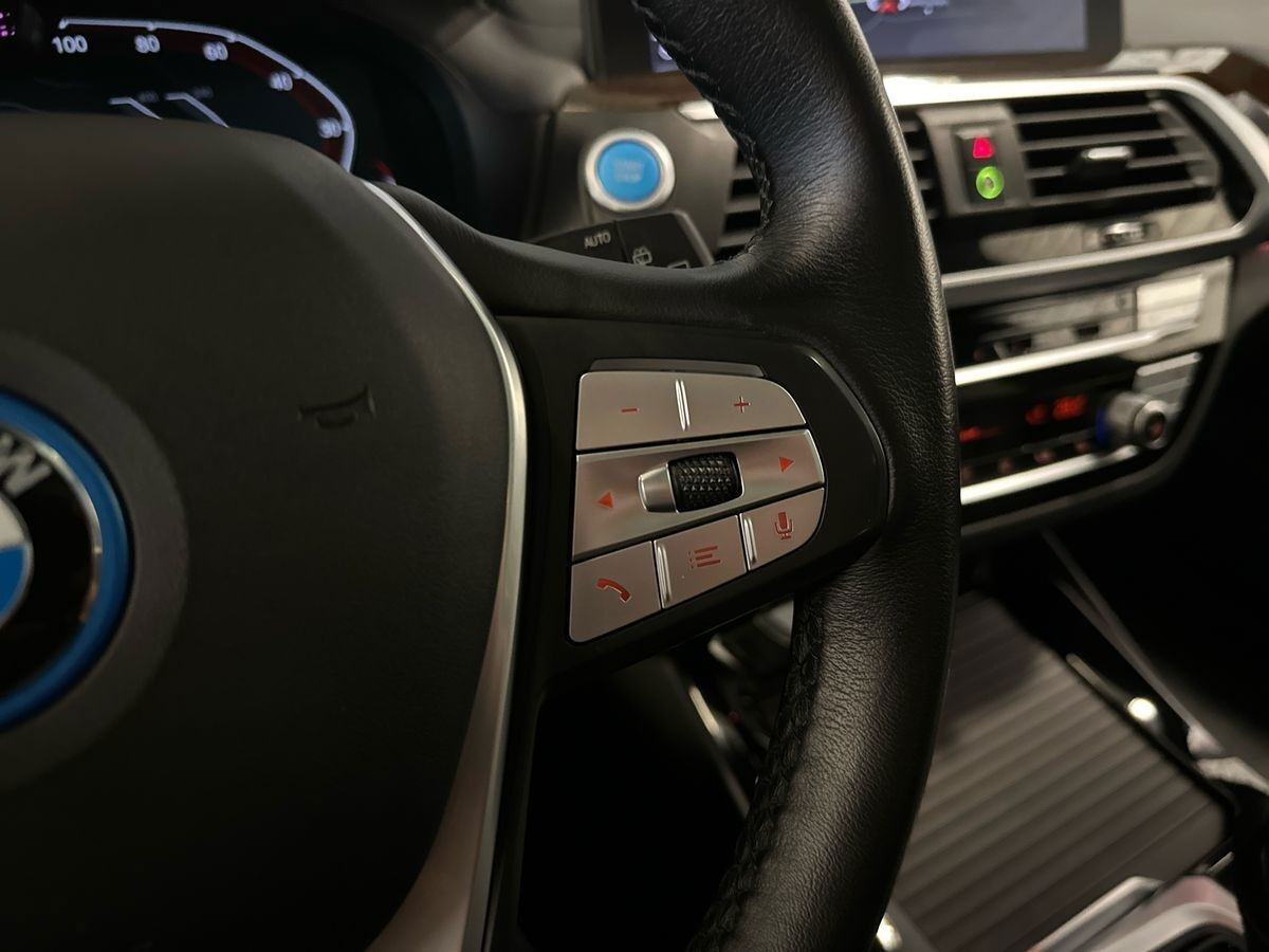 BMW iX3 Charged Plus billede 18