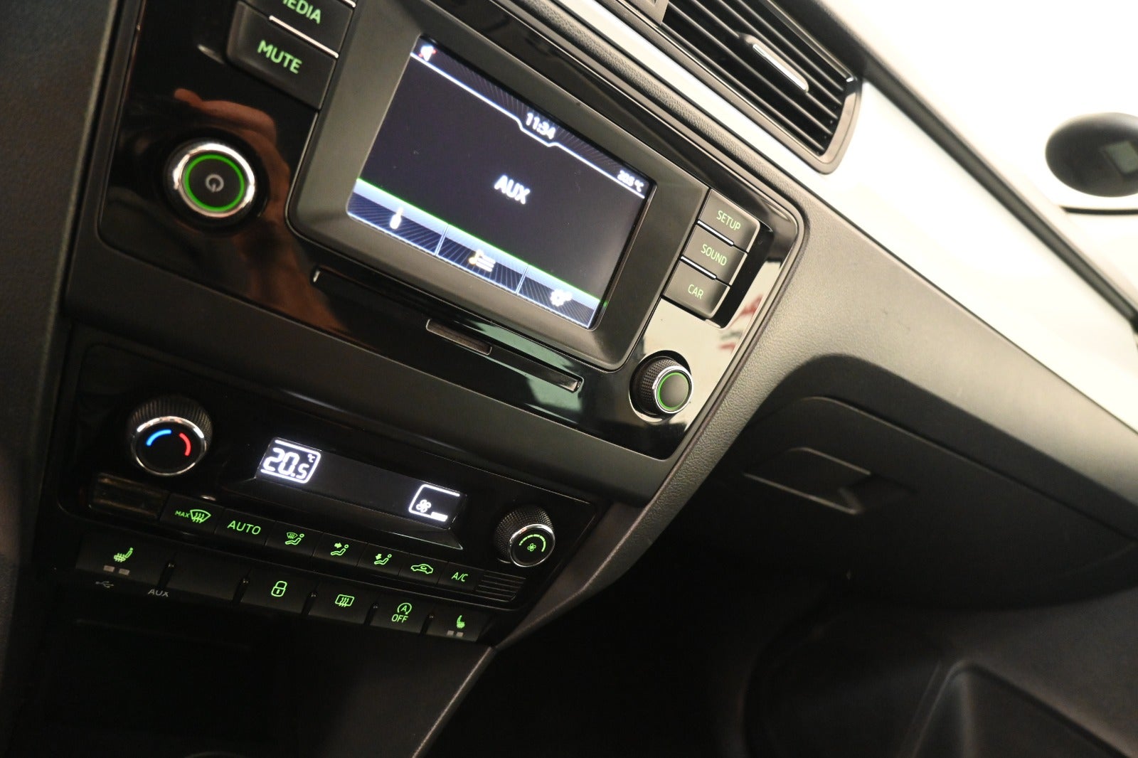 Skoda Rapid TSi 110 Ambition