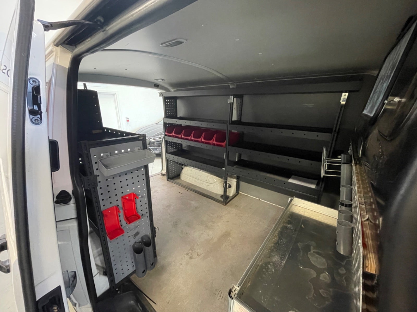 Billede af VW Transporter 2,0 TDi 102 Kassevogn lang