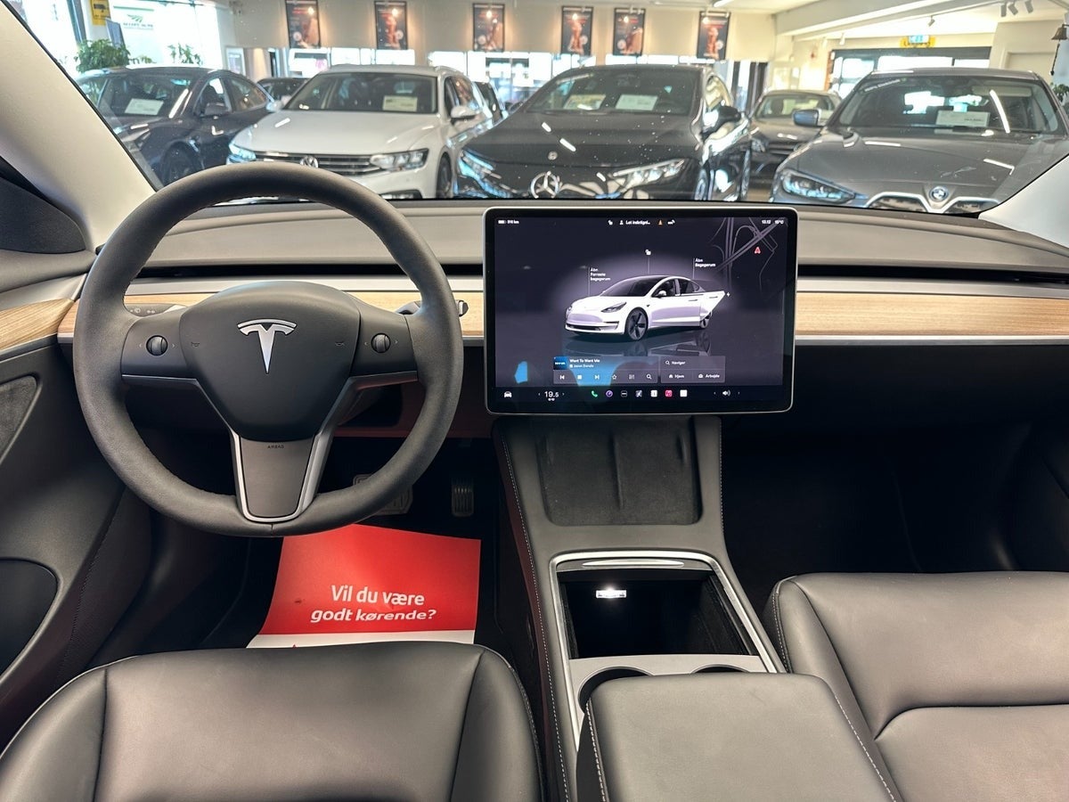 Billede af Tesla Model 3  RWD