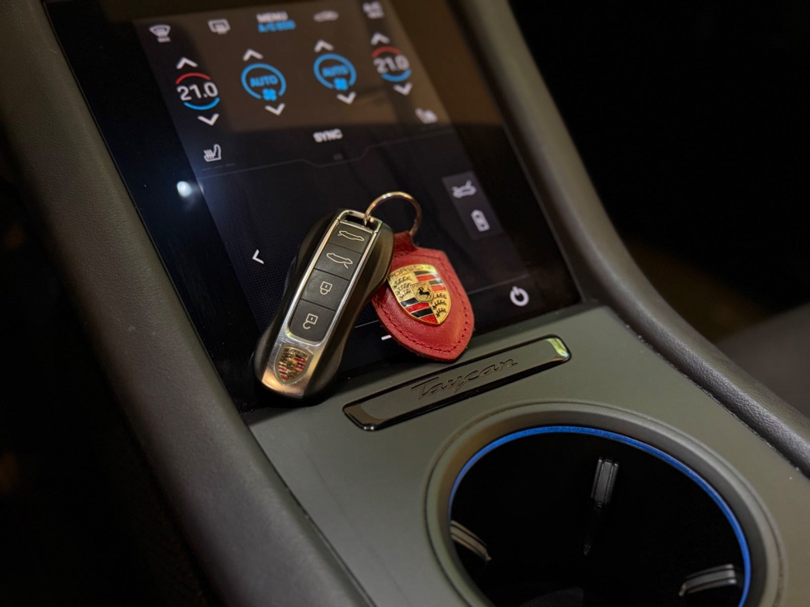Porsche – Taycan 4S